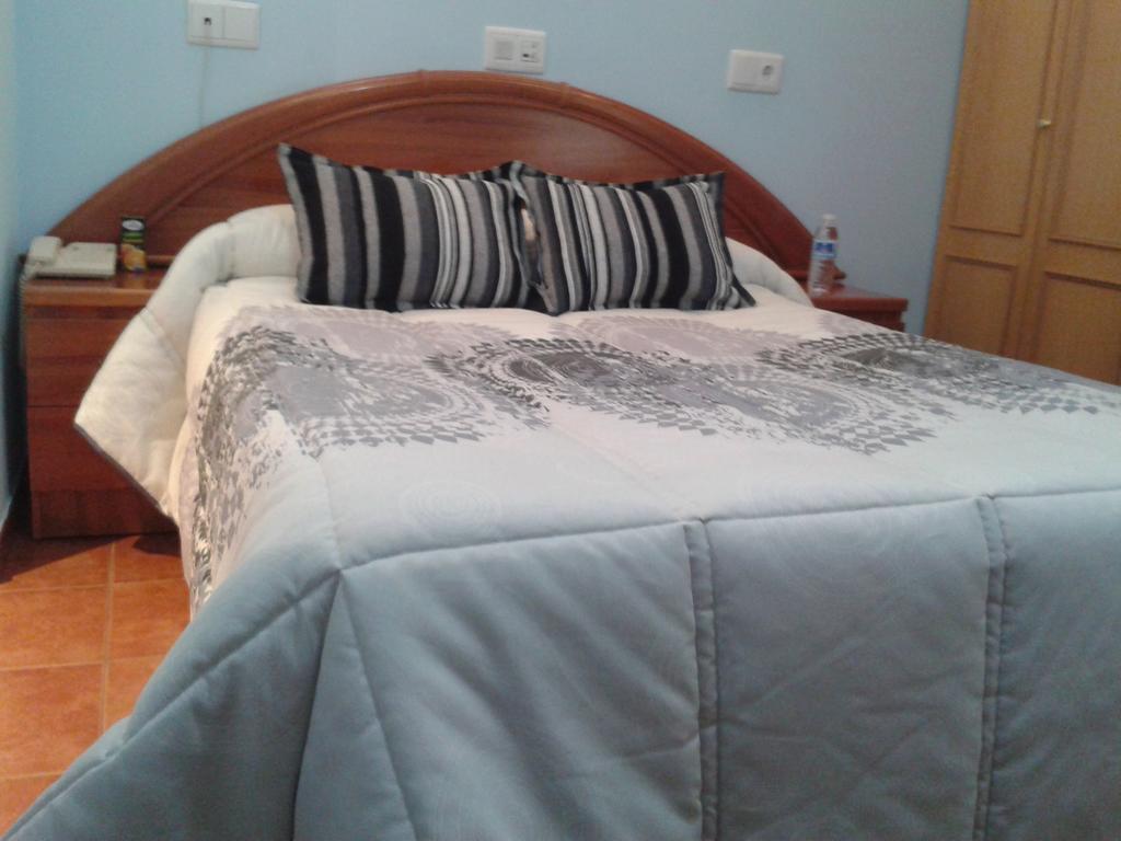 Hostal Campus Burgo Dış mekan fotoğraf