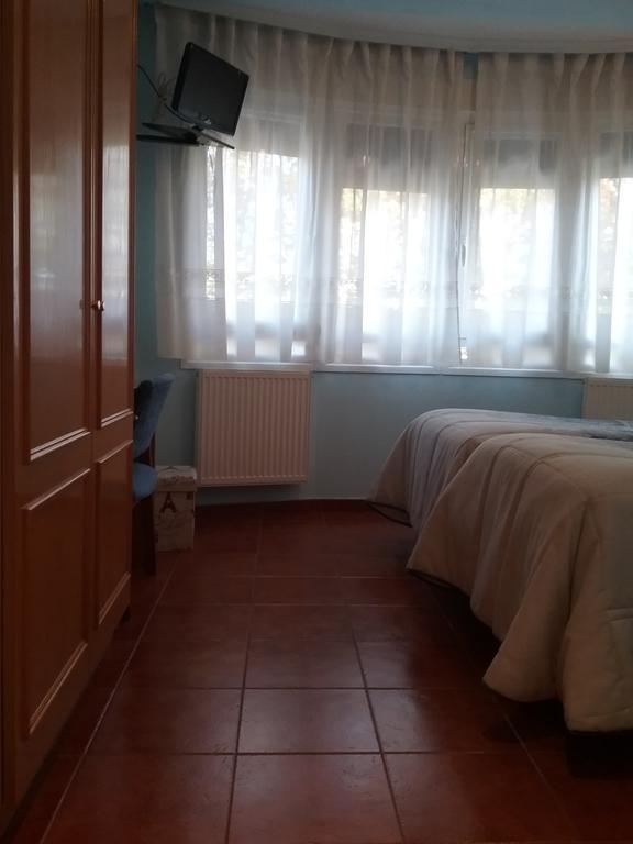 Hostal Campus Burgo Dış mekan fotoğraf